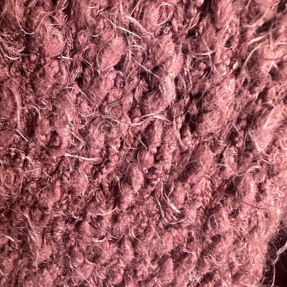 Sweater Rose Colored - Picture 2 of 2